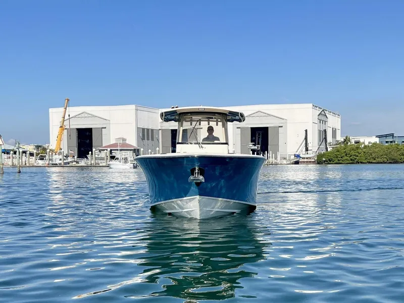 Slide: The Image of Grady-White Canyon 306 2021 - 5812648