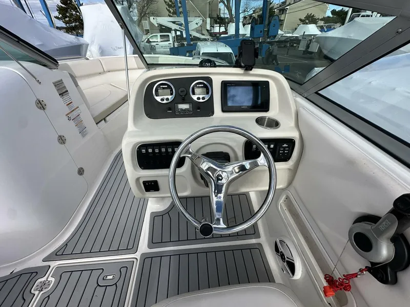 Slide: The Image of Robalo R227 2016 - 5806542