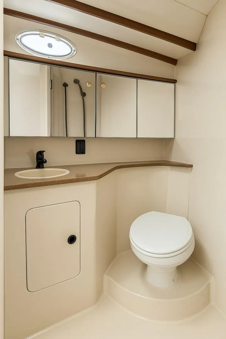 Slide: The Image of Cruisers 3870 Esprit 1999 - 5806896