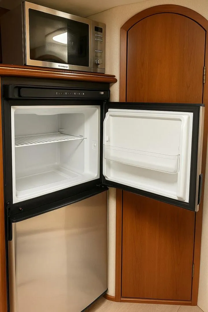 Slide: The Image of Cruisers 3870 Esprit 1999 - 5806886