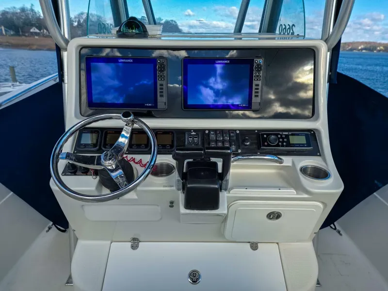 Slide: The Image of Sailfish 2660 CC 2010 - 5807245