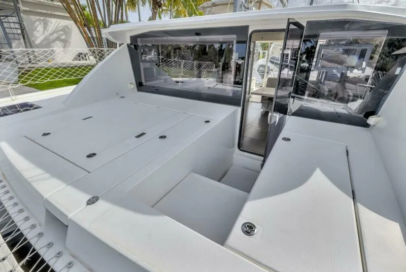 Slide: The Image of Leopard 40 Owners Version 2017 - 5807564