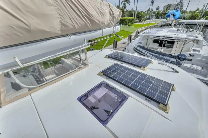 Slide: The Image of Leopard 40 Owners Version 2017 - 5807570