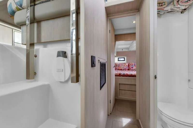 Slide: The Image of Leopard 40 Owners Version 2017 - 5807606