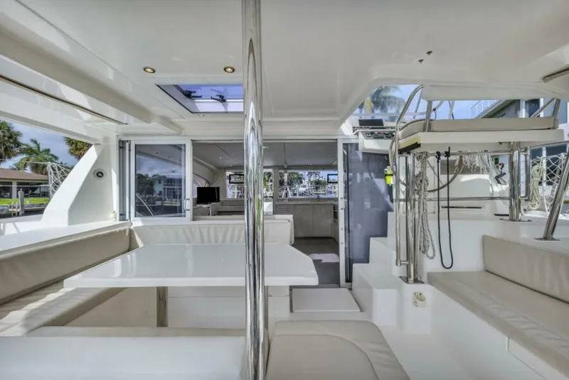 Slide: The Image of Leopard 40 Owners Version 2017 - 5807541