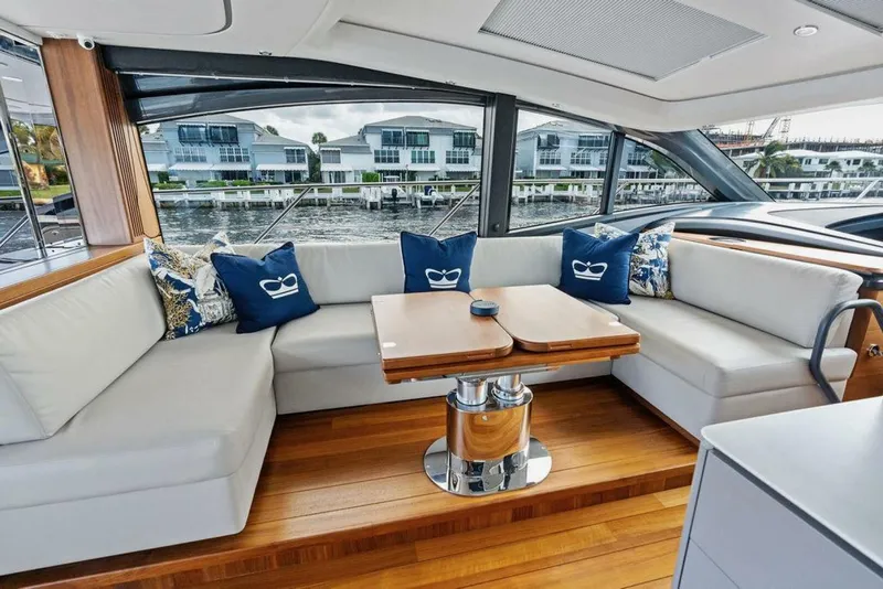 Slide: The Image of Princess V55 2021 - 5807733