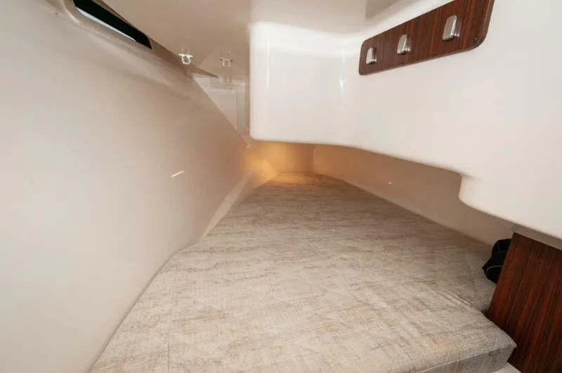 Slide: The Image of Pursuit DC 365 Dual Console 2023 - 5809619