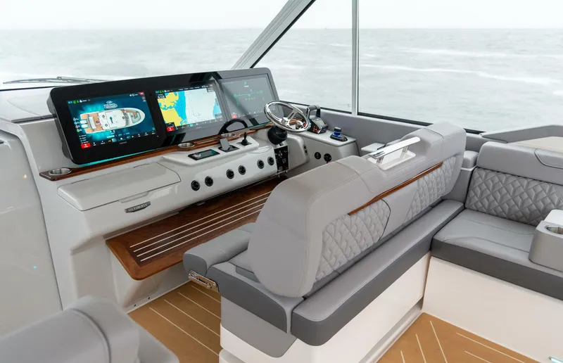 Slide: The Image of Regal LX43 2026 - 5808223