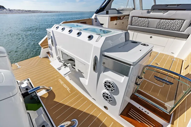 Slide: The Image of Regal LX43 2026 - 5808219