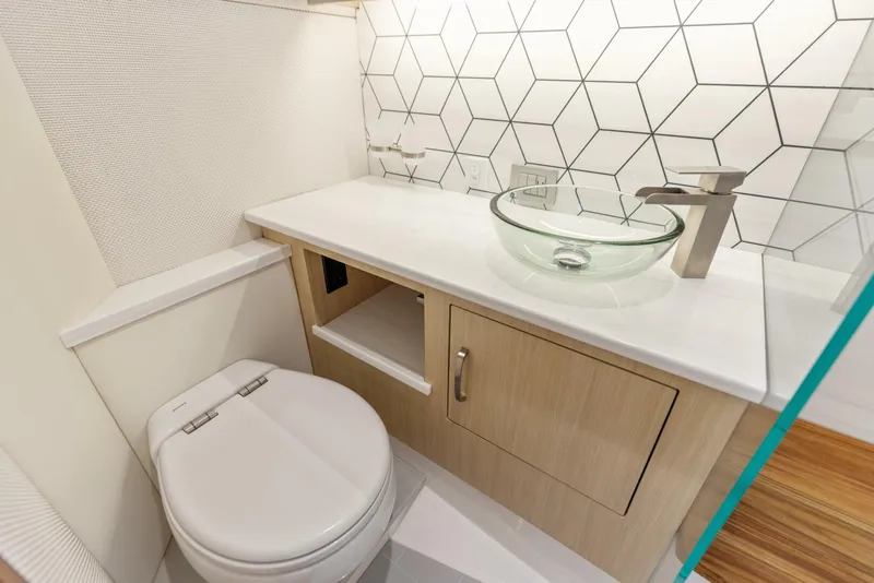 Slide: The Image of Regal LX43 2026 - 5808221