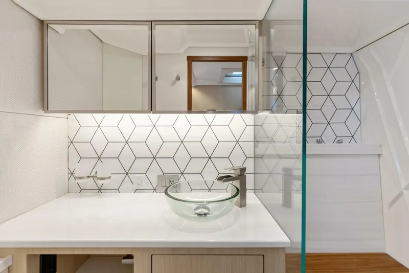 Slide: The Image of Regal LX43 2026 - 5808222