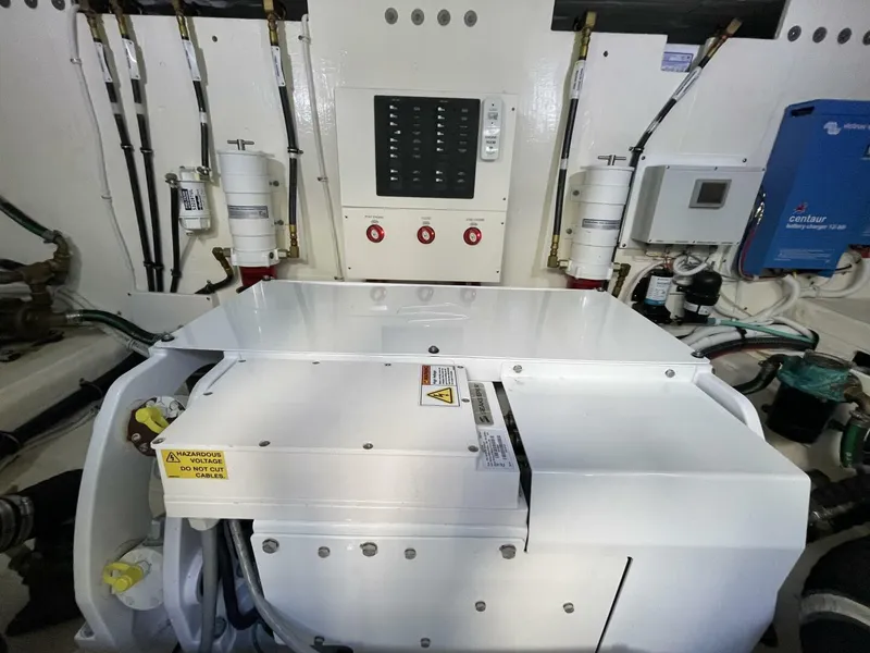 Slide: The Image of Tiara C53 Coupe 2020 - 5808284