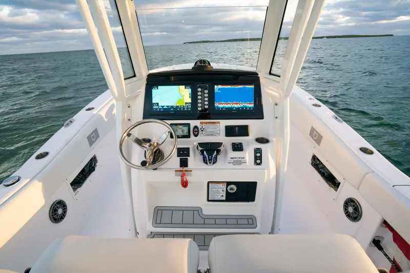 Slide: The Image of Sea Fox 268 Commander 2025 - 5808401