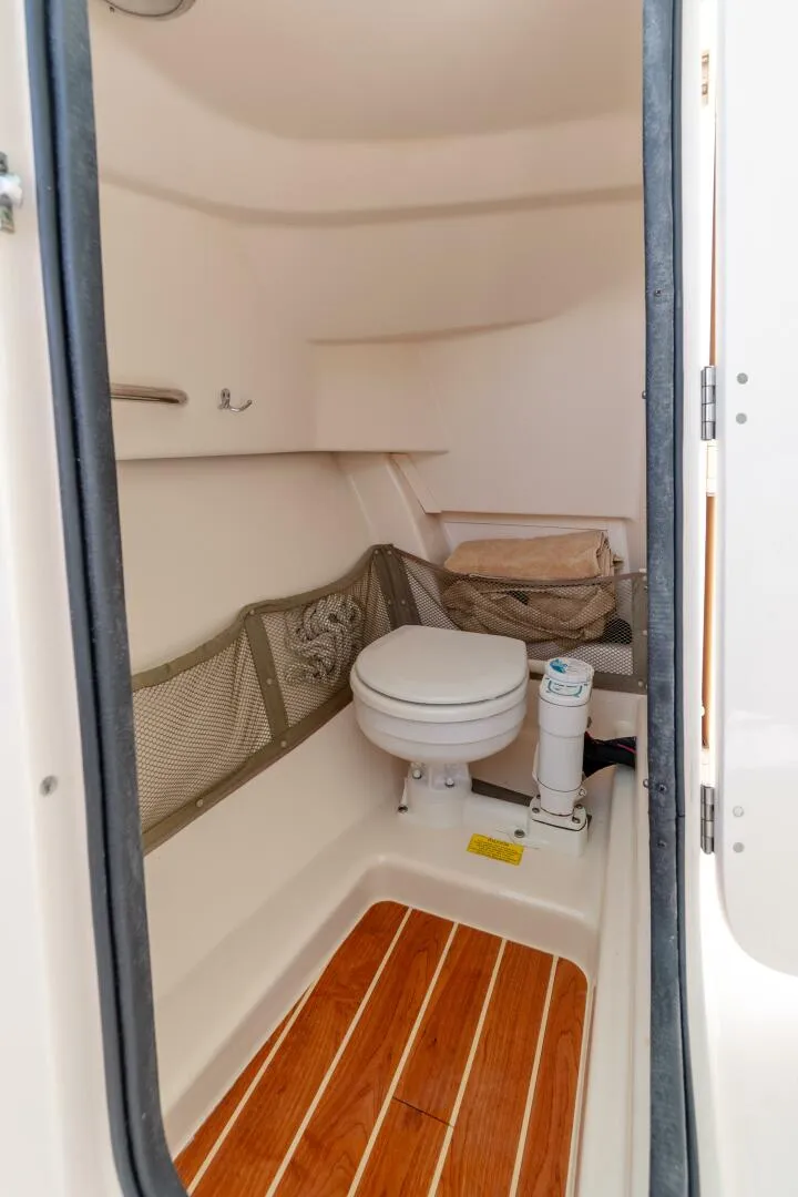 Slide: The Image of Grady-White 25 2018 - 5808519