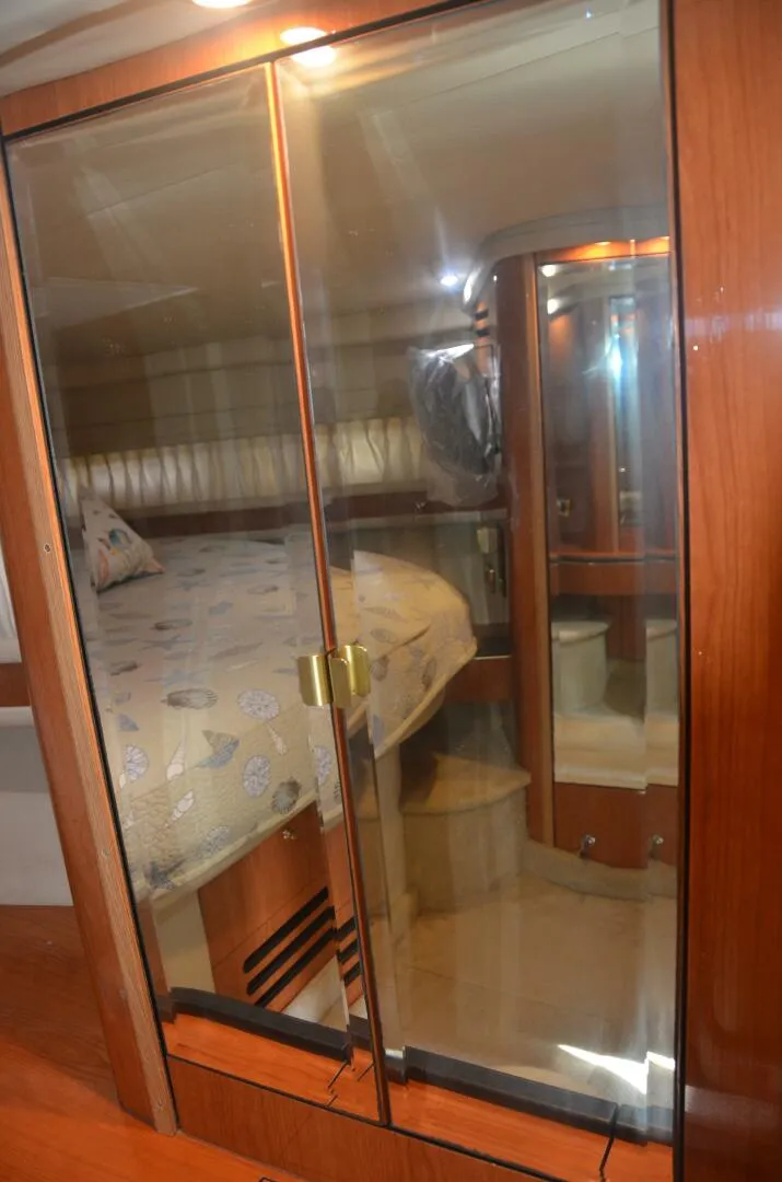 Slide: The Image of Sea Ray 46 4 RICH-SHER OR POORER - Master Stateroom 2001 Sea Ray 46 - 4 RICH-SHER OR POORER - 5808724