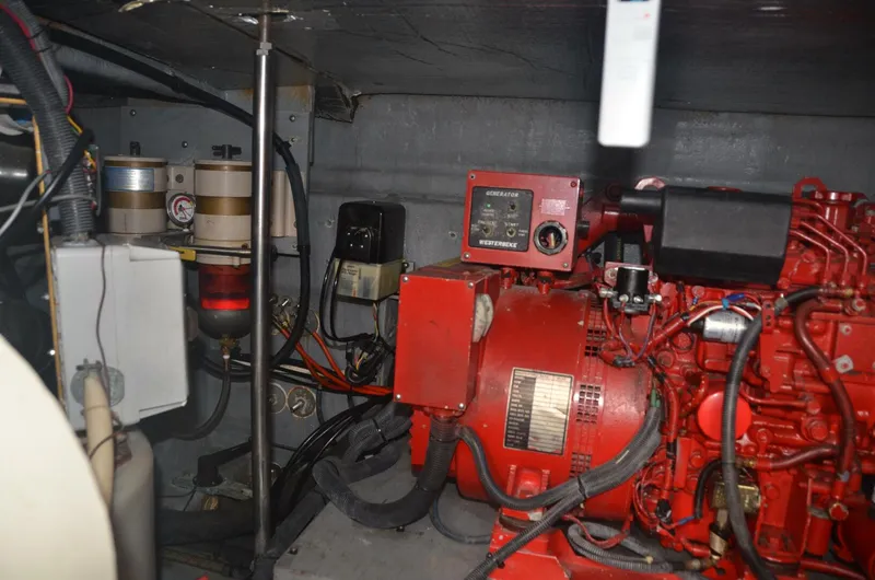 Slide: The Image of Sea Ray 46 4 RICH-SHER OR POORER - Engine Room 2001 Sea Ray 46 - 4 RICH-SHER OR POORER - 5808740