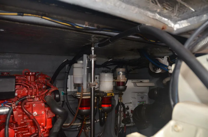 Slide: The Image of Sea Ray 46 4 RICH-SHER OR POORER - Engine Room 2001 Sea Ray 46 - 4 RICH-SHER OR POORER - 5808749