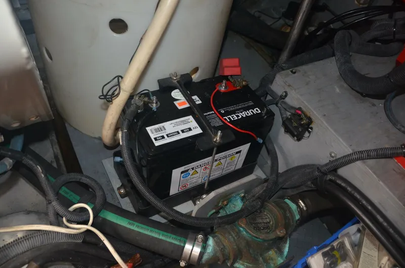 Slide: The Image of Sea Ray 46 4 RICH-SHER OR POORER - Engine Room 2001 Sea Ray 46 - 4 RICH-SHER OR POORER - 5808752