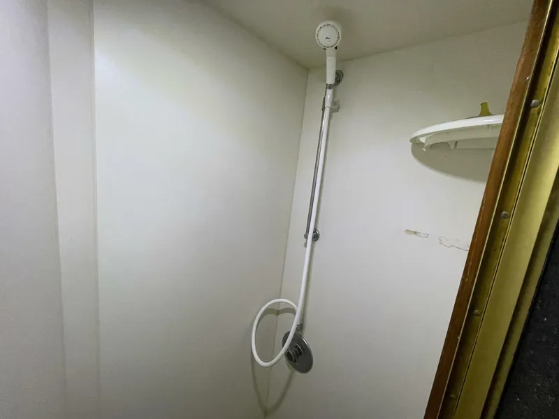 Slide: The Image of Egg Harbor 40 Motor Yacht 1986 - 5808819