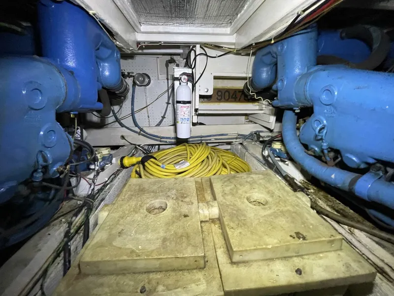 Slide: The Image of Egg Harbor 40 Motor Yacht 1986 - 5808816