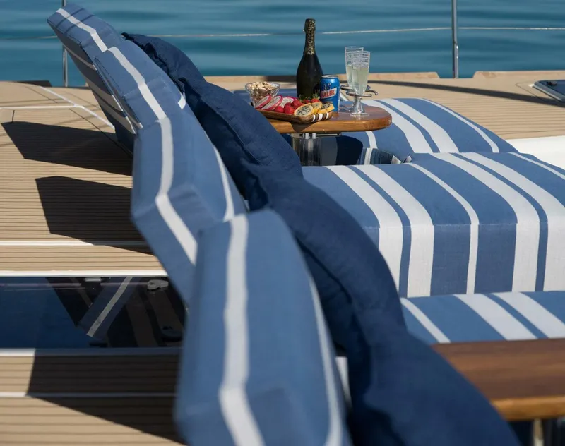 Slide: The Image of Lagoon 620 2016 - 5808995