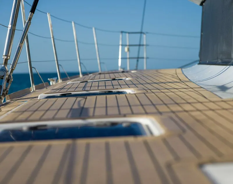 Slide: The Image of Lagoon 620 2016 - 5808997