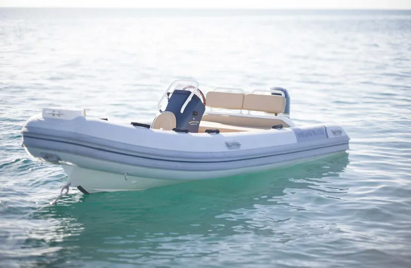 Slide: The Image of Lagoon 620 2016 - 5809008