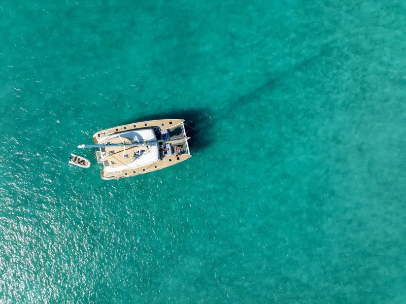 Slide: The Image of Lagoon 620 2016 - 5809014