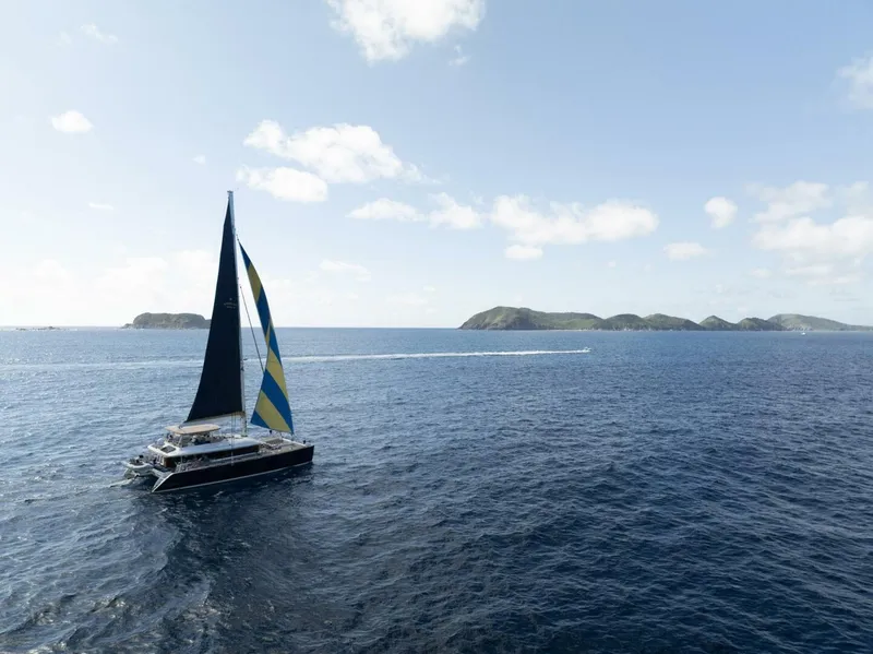 Slide: The Image of Lagoon 620 2016 - 5809020