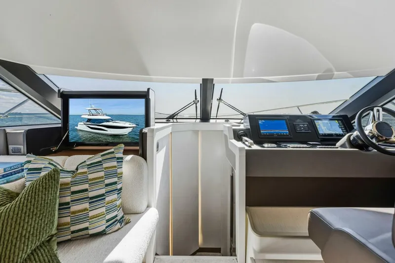 Slide: The Image of 2026 Prestige F4.9 - 5853929