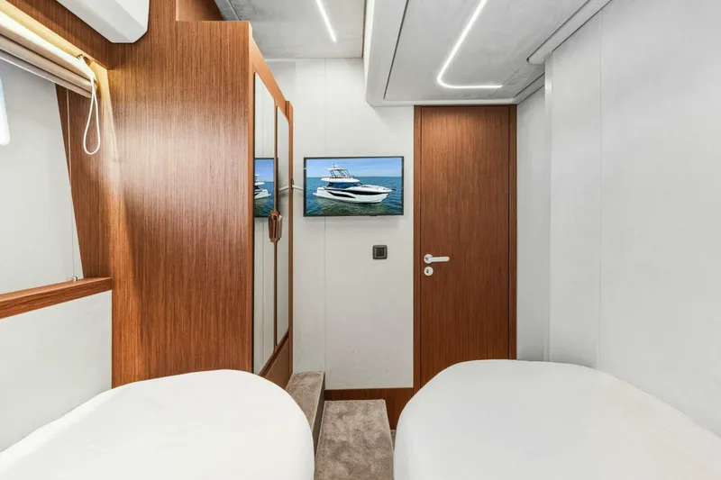 Slide: The Image of 2026 Prestige F4.9 - 5853968