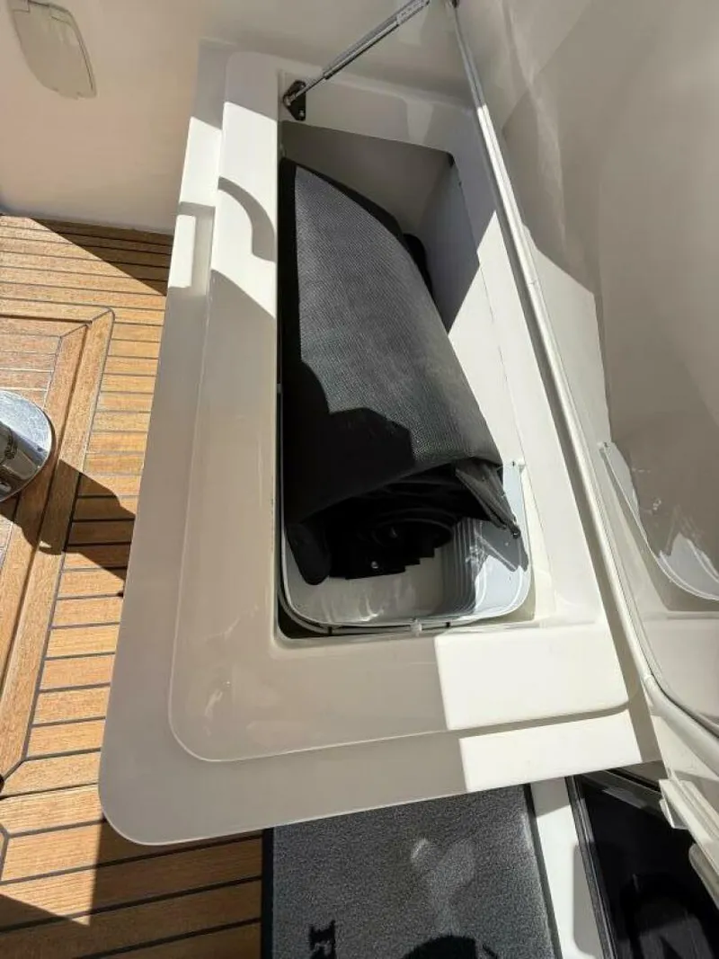 Slide: The Image of Riviera 395 SUV 2021 - 5809045