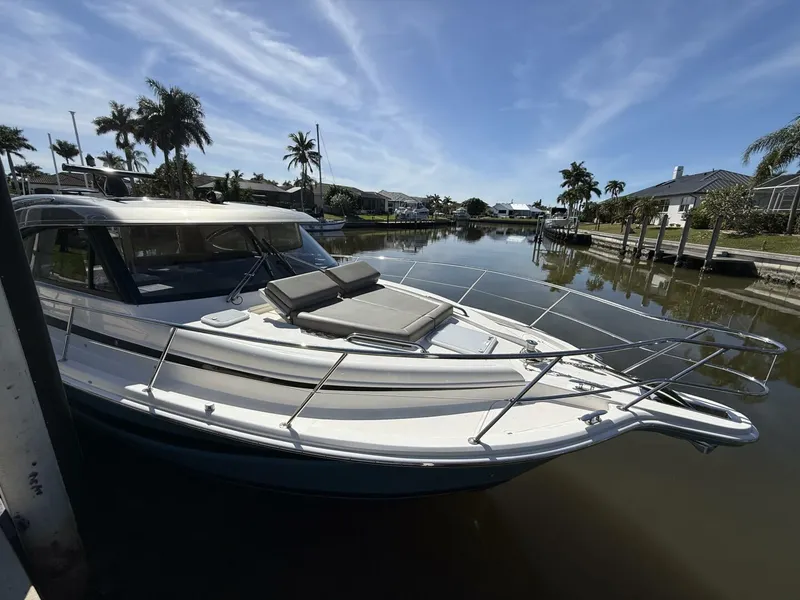 Slide: The Image of Riviera 395 SUV 2021 - 5809051