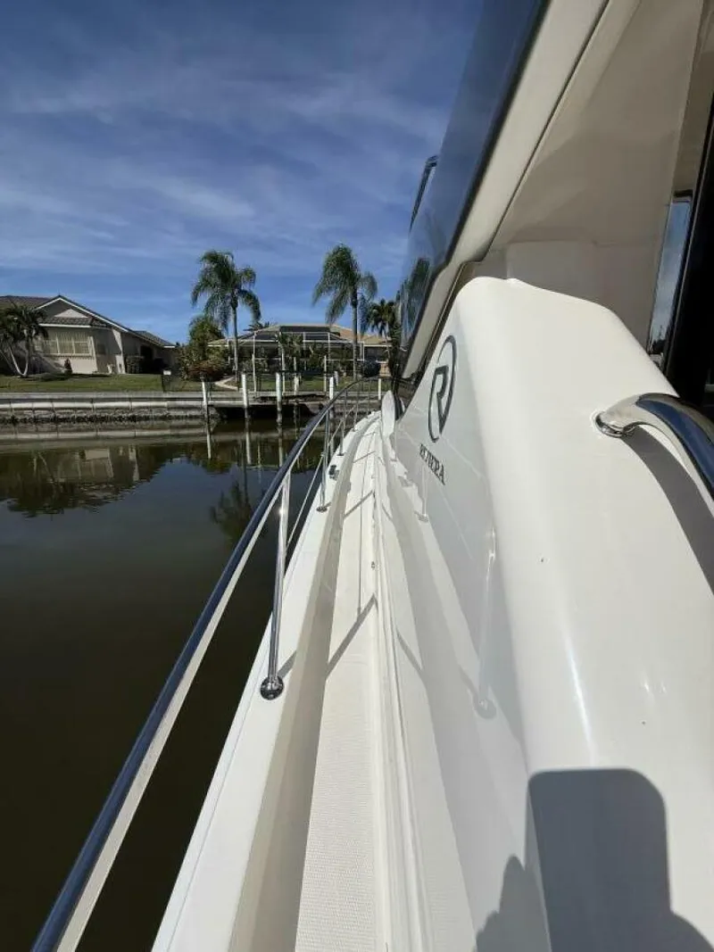 Slide: The Image of Riviera 395 SUV 2021 - 5809062