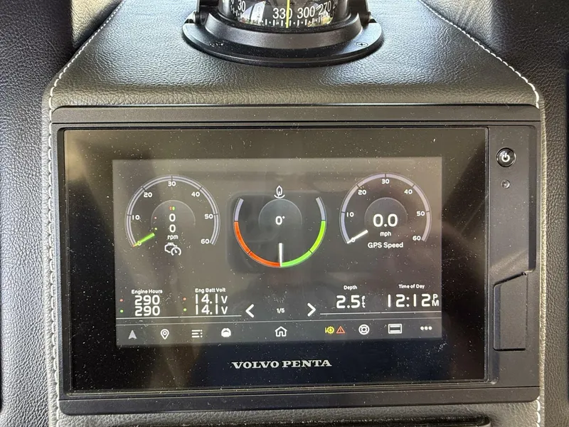 Slide: The Image of Riviera 395 SUV 2021 - 5809083