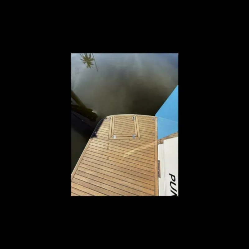 Slide: The Image of Riviera 395 SUV 2021 - 5809037