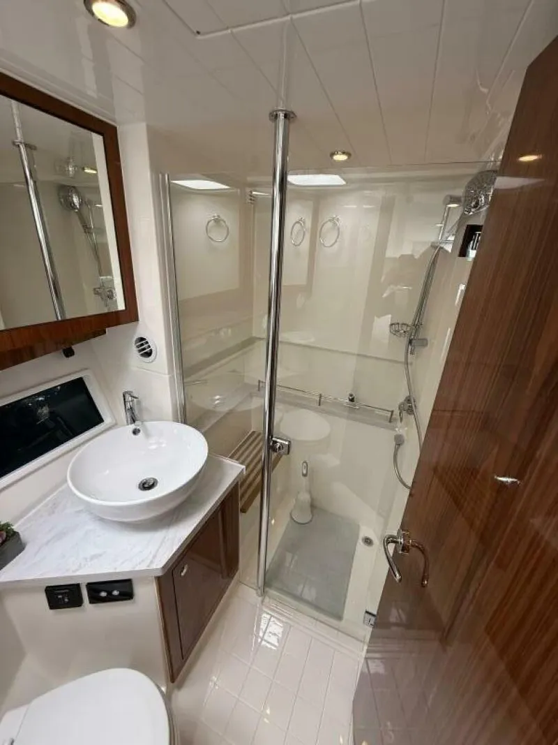 Slide: The Image of Riviera 395 SUV 2021 - 5809097