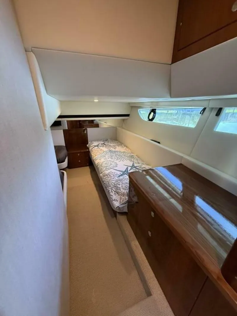 Slide: The Image of Riviera 395 SUV 2021 - 5809100