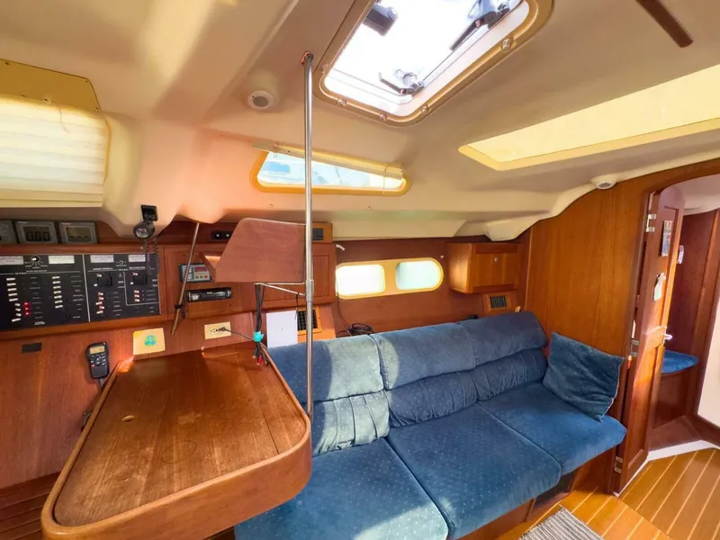 Slide: The Image of Hunter 410 2001 - 5809143