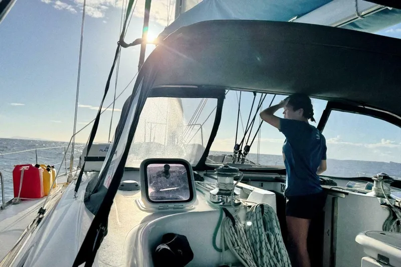 Slide: The Image of Hunter 410 2001 - 5809139