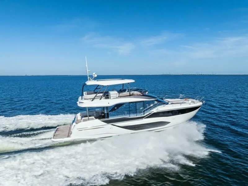 Slide: The Image of 2026 Prestige F5.7 Flybridge - Starboard - 5809286