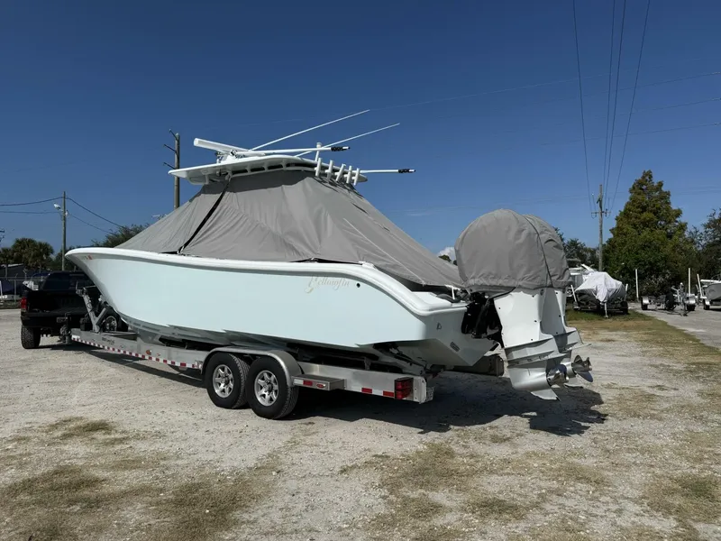 Slide: The Image of Yellowfin 32 2018 - 5844528