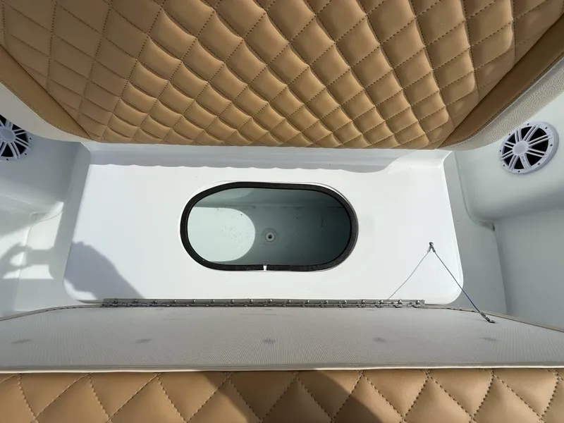 Slide: The Image of Yellowfin 32 2018 - 5844542