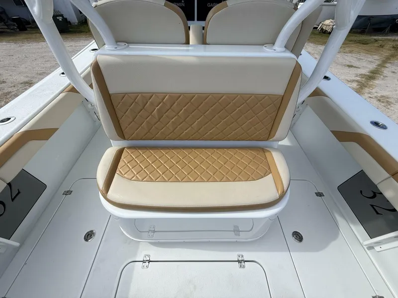 Slide: The Image of Yellowfin 32 2018 - 5844580