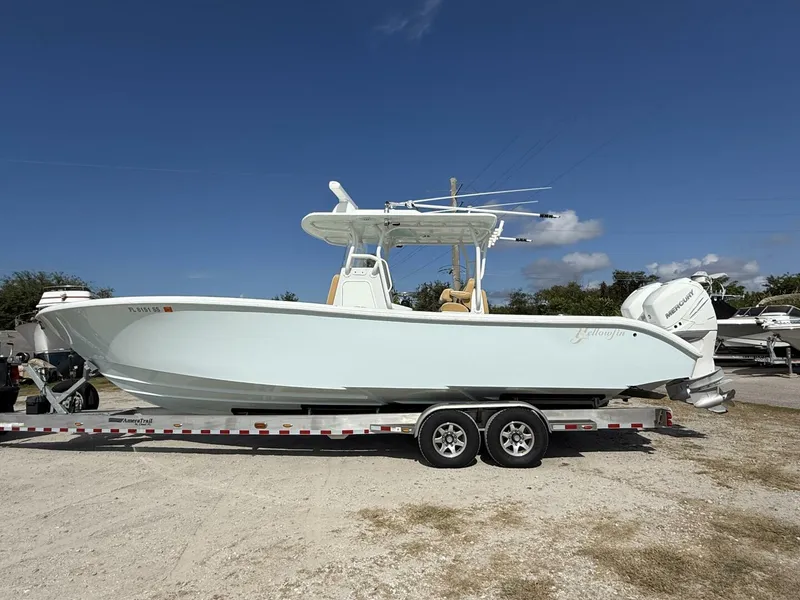 Slide: The Image of Yellowfin 32 2018 - 5844524