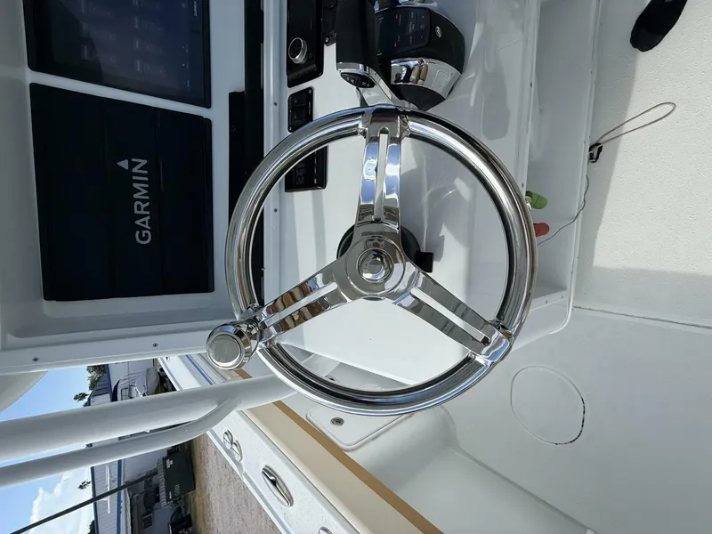 Slide: The Image of Yellowfin 32 2018 - 5844598