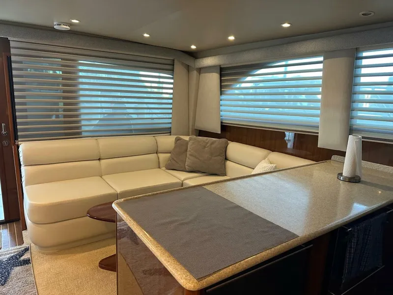Slide: The Image of Viking 45 CAPT BAB - Salon - Dinette 2005 Viking 45
CAPT BAB - 5810435