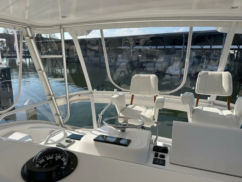 Slide: The Image of Viking 45 CAPT BAB - Flybridge Helm 2005 Viking 45
CAPT BAB - 5820356