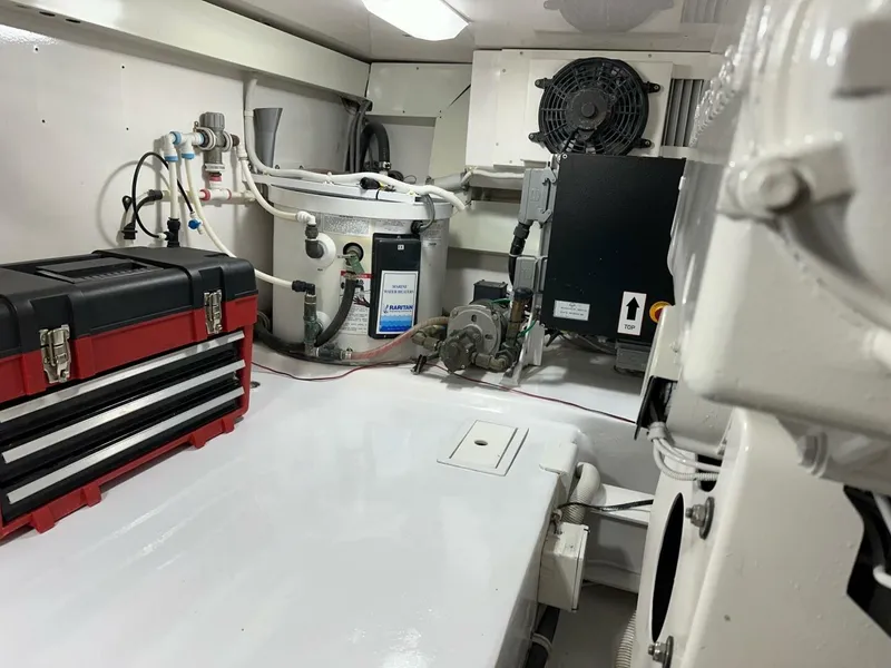 Slide: The Image of Viking 54 CAPT BAB - Engine Room 2005 Viking 45
CAPT BAB - 5820309
