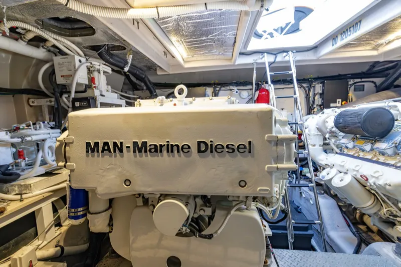 Slide: The Image of Sea Ray Sundancer 2008 - 5810731